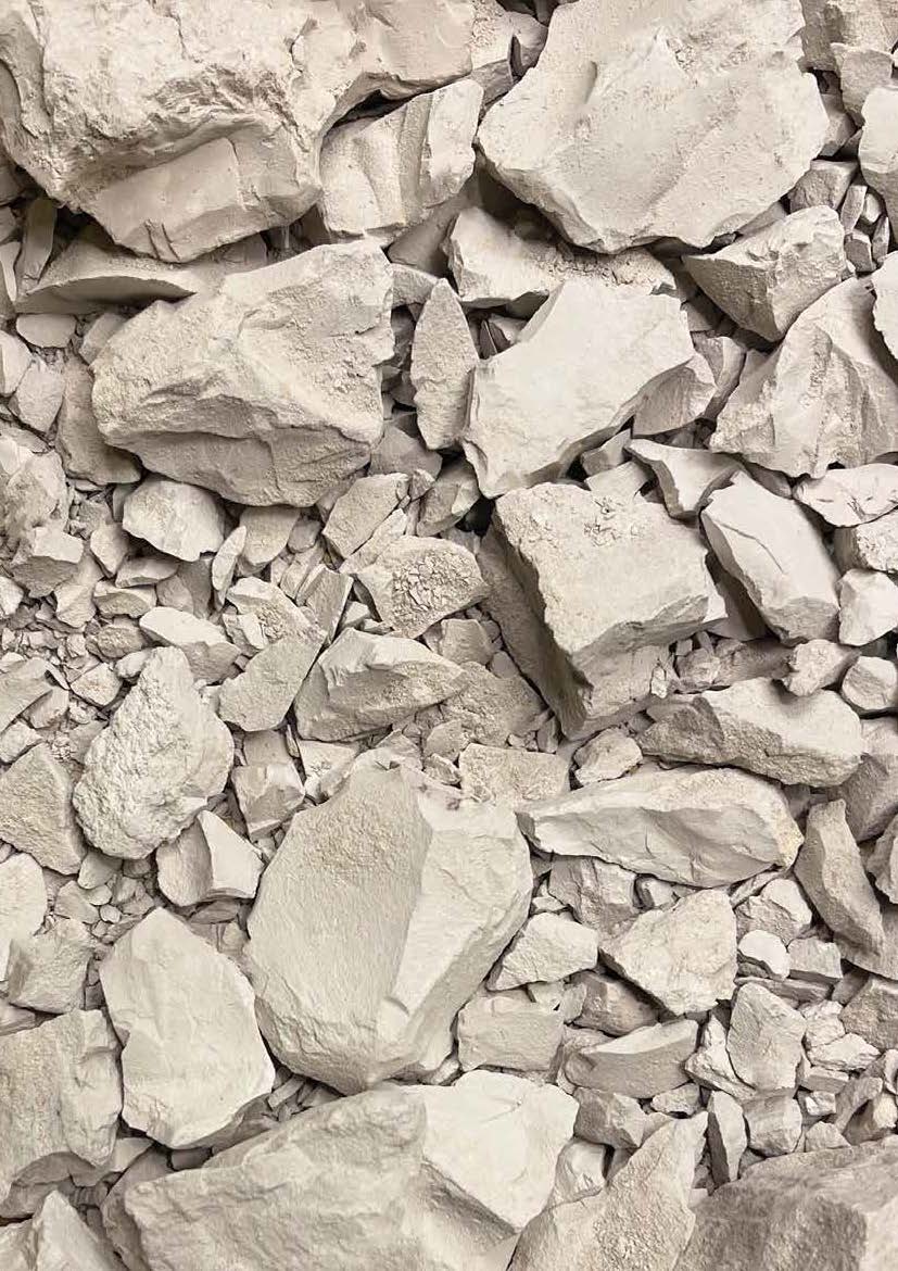 BALL CLAY
Ball clay, characterized by its remarkable plasticity and fine particle size, holds a versatile and crucial position across several industries.
