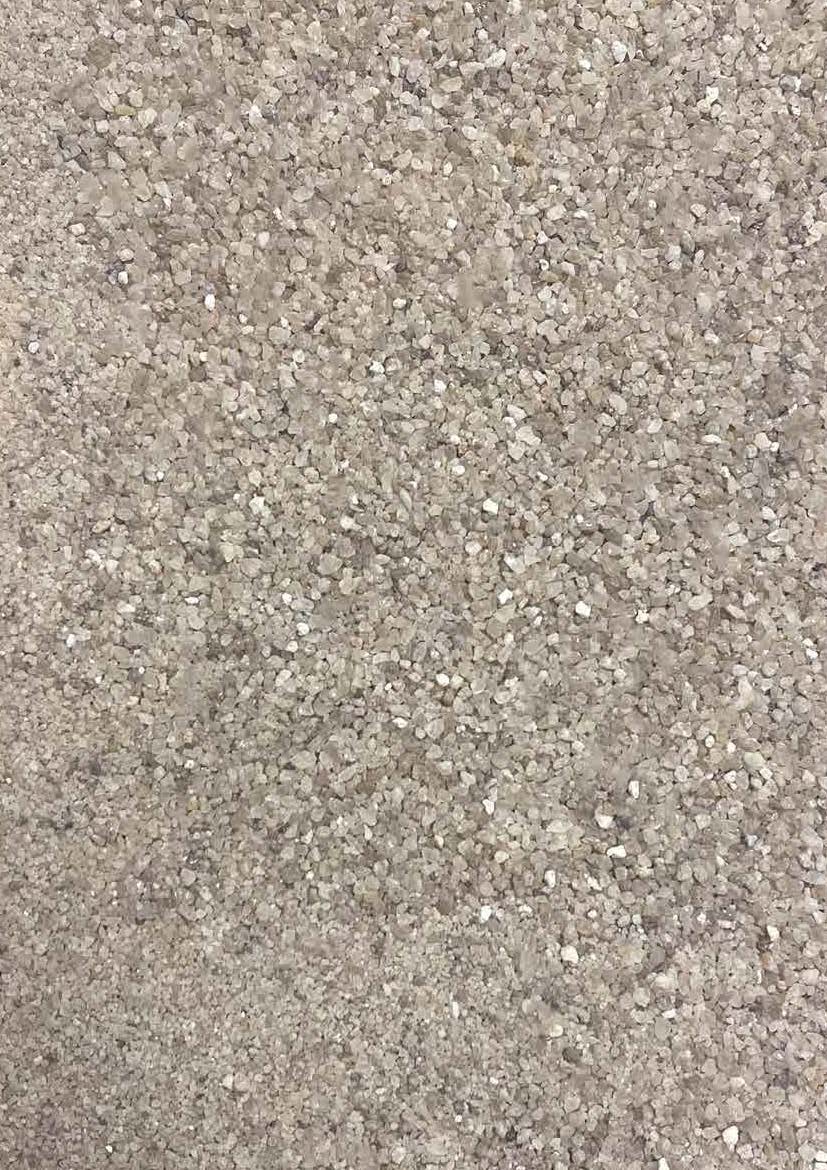 SILICA SAND
Silica sand, a naturally occurring granular material 
composed of quartz grains